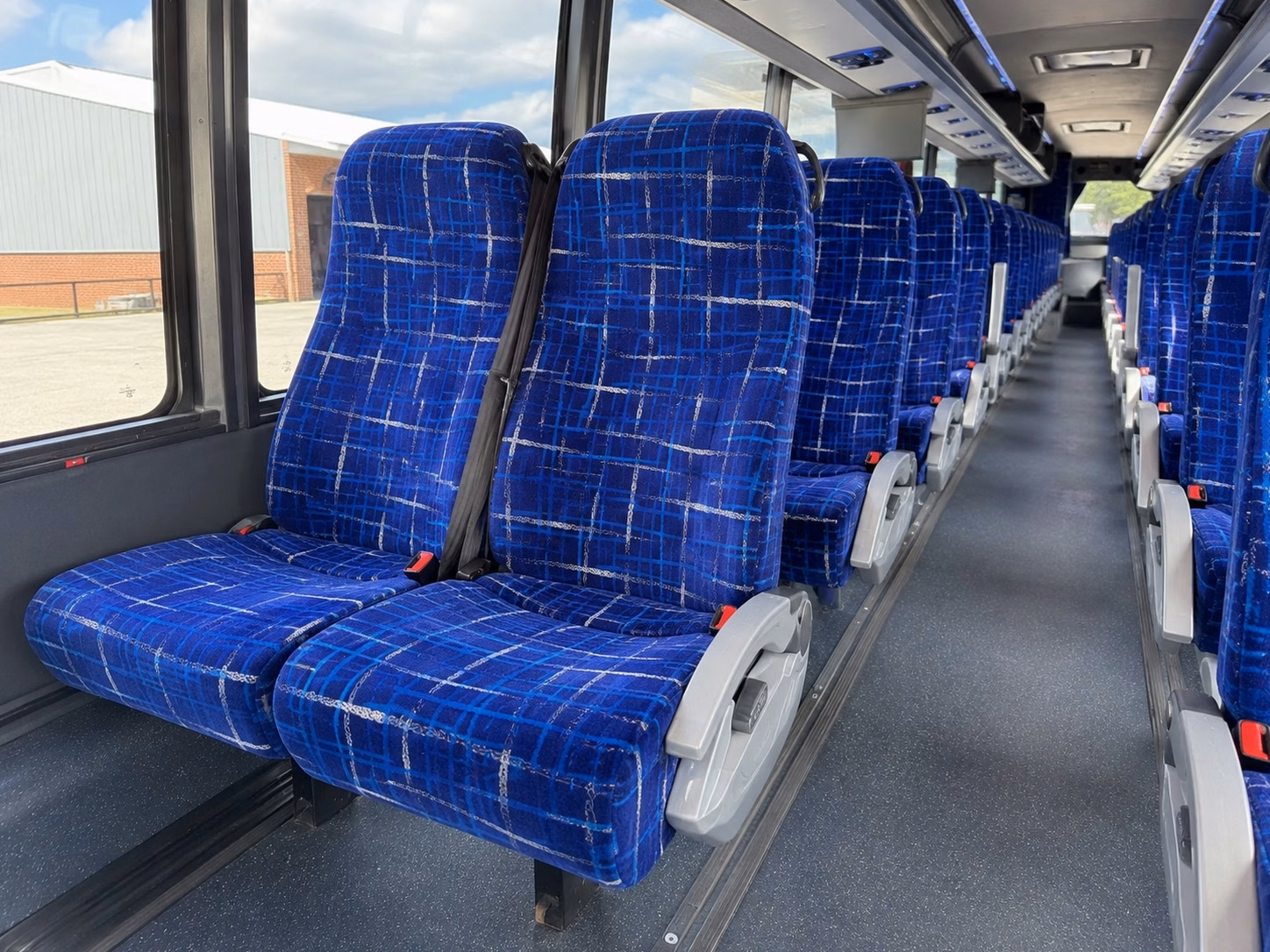 lock in houston wedding bus pricing before your date books up