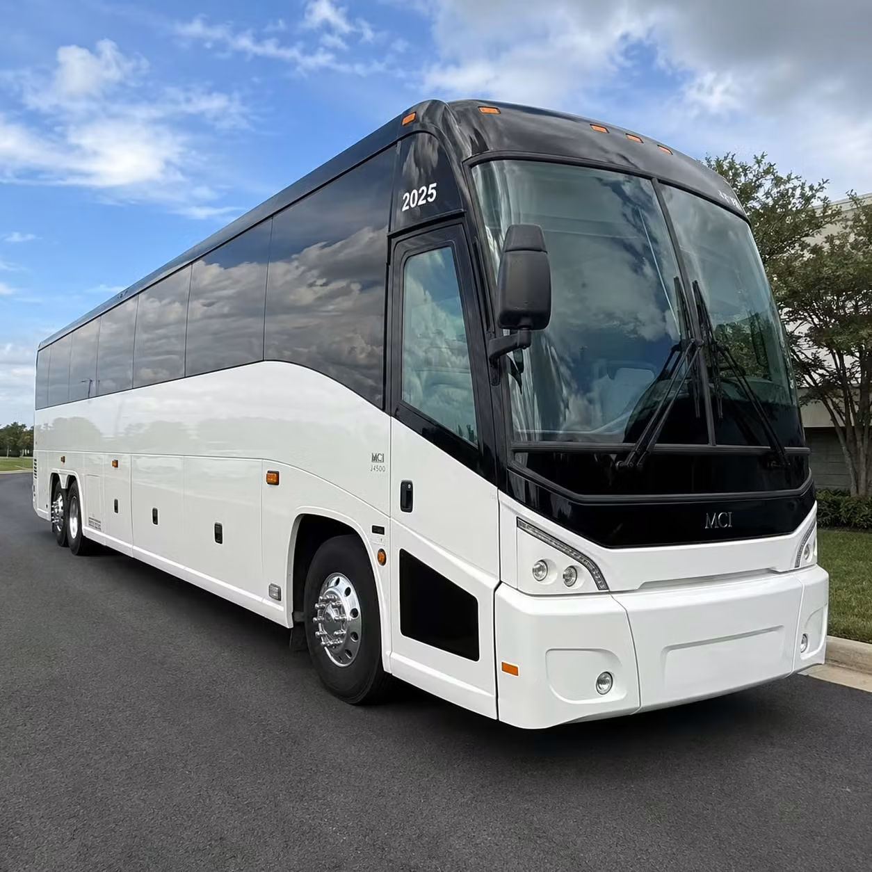 toyota center concert bus rentals in houston